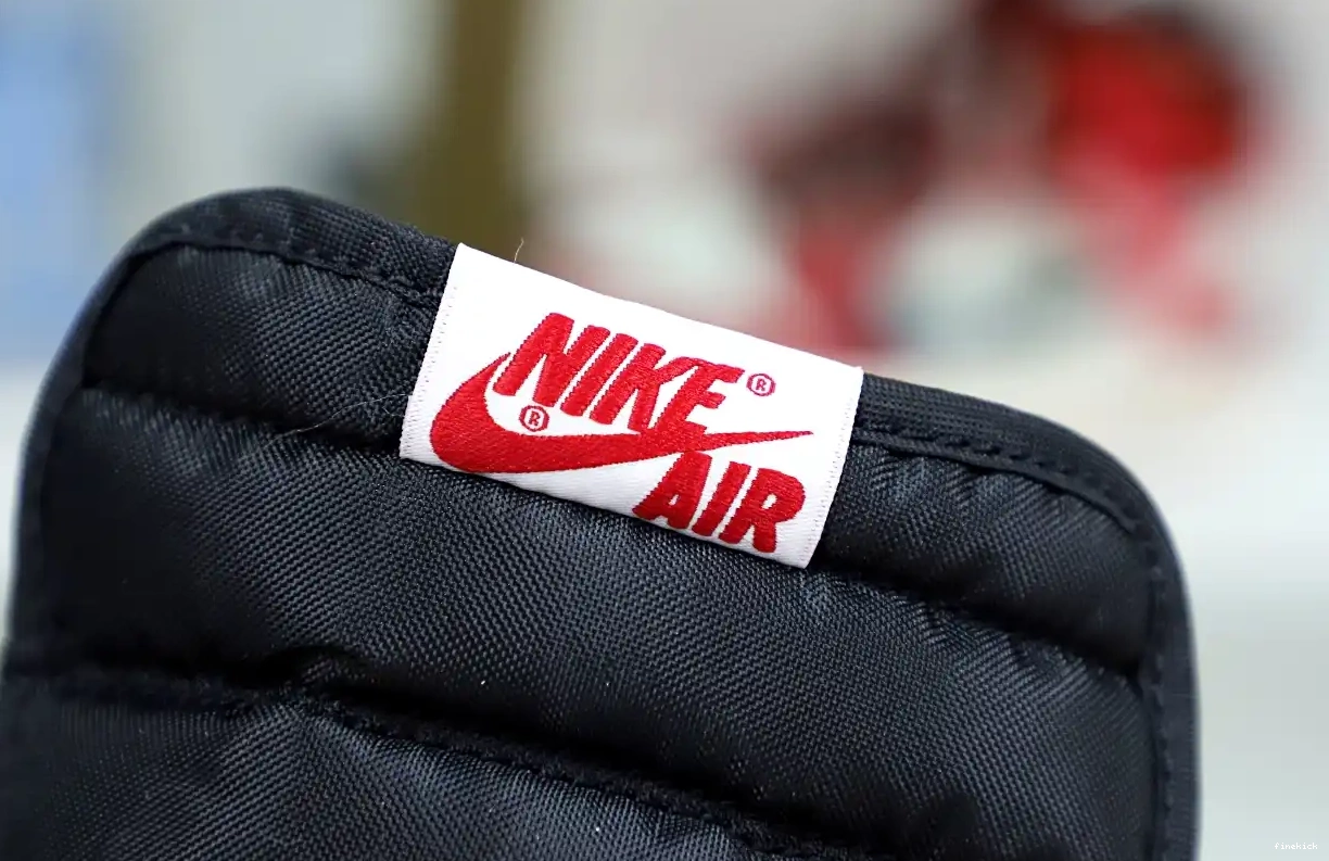HIGH JORDAN AIR 1 OG 'FEARLESS' RETRO 0322